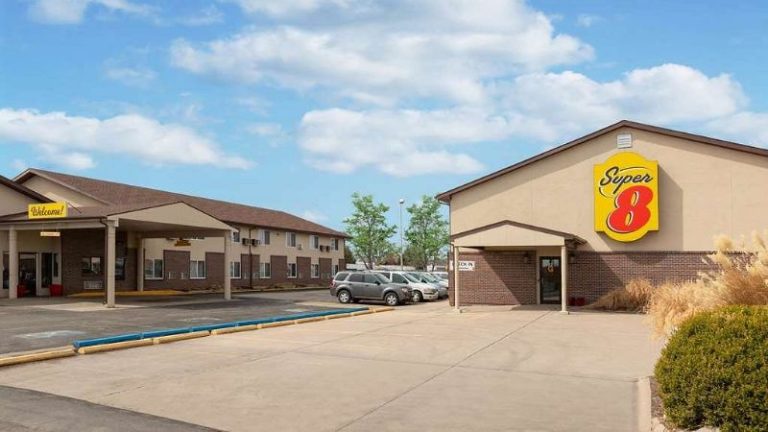 Super 8 by Wyndham North Platte