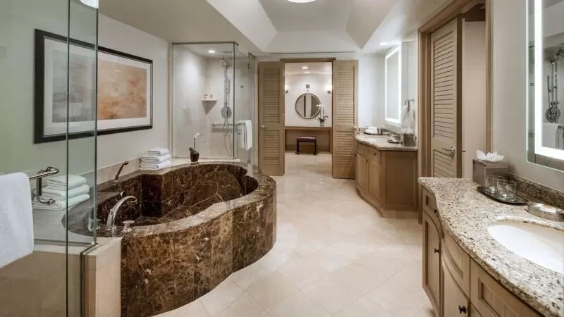 The Canyon Suites at The Phoenician a Luxury Collection Resort Scottsdale - jacuzzi hotel room