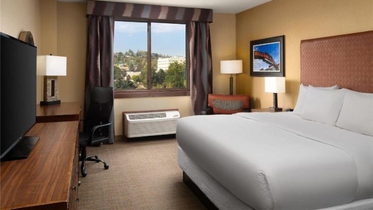 The Golden Hotel, Ascend Hotel Collection
