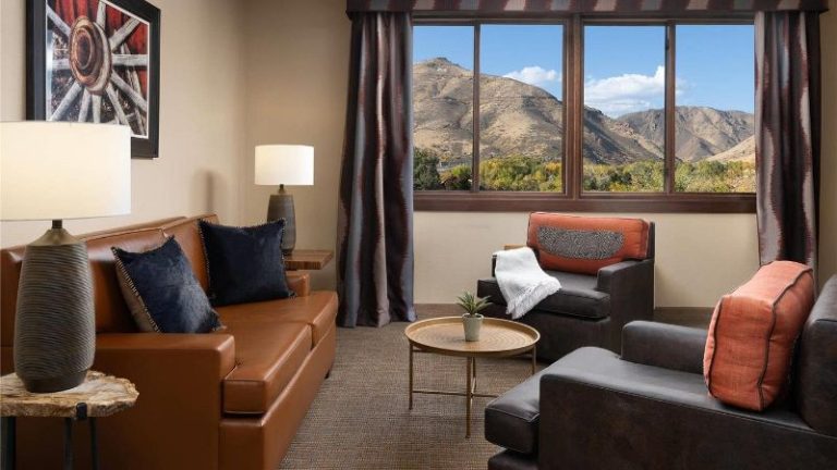The Golden Hotel, Ascend Hotel Collection