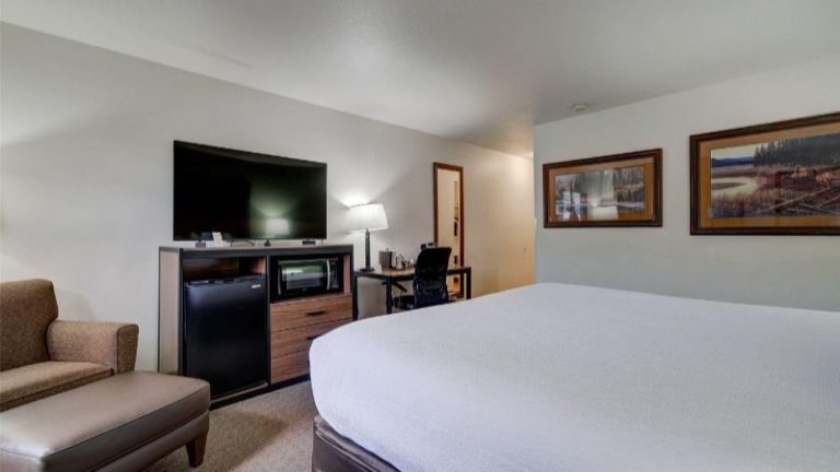 The Ridgeline Hotel At Yellowstone