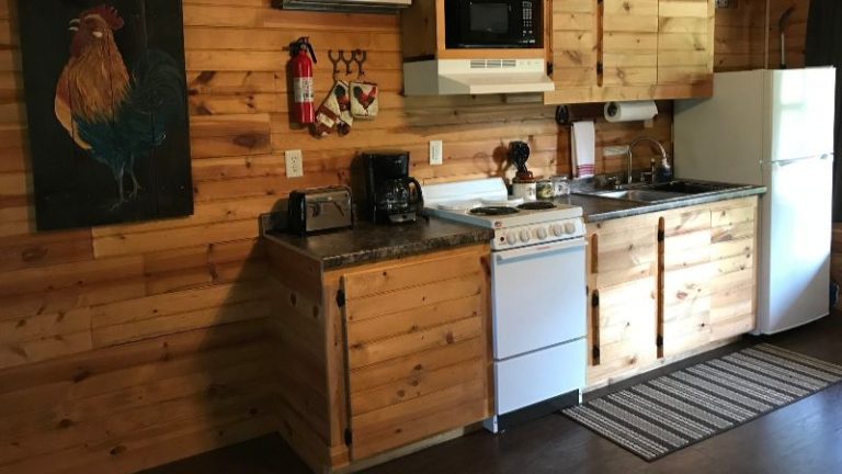 Walnut Canyon Cabins