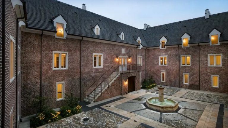 Wedmore Place