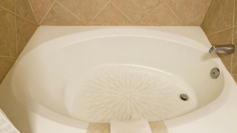 Wendover Nugget Hotel & Casino by Red Lion Hotels, room with private jacuzzi, photo 1