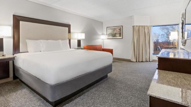 Woodcliff Hotel & Spa