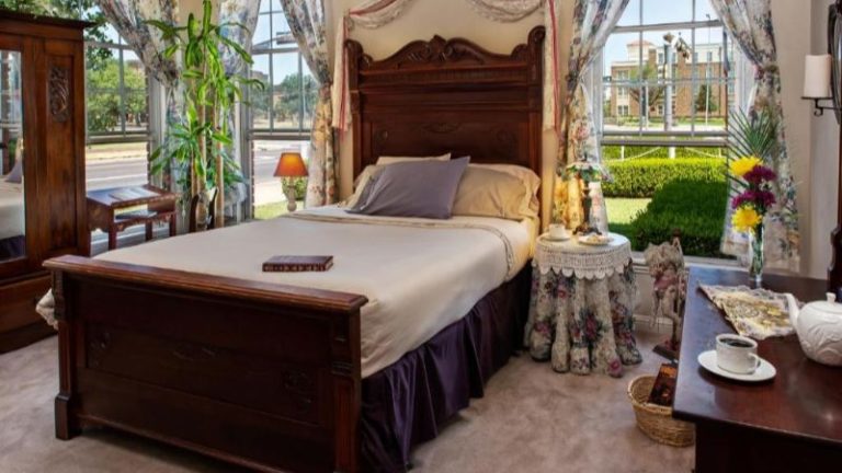 Woodrow House Bed and Breakfast