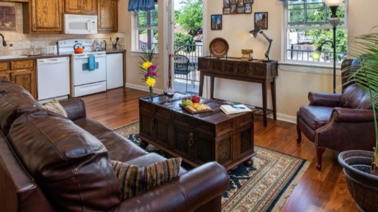 Woodrow House Bed and Breakfast