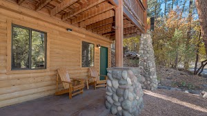 Upper Canyon Inn & Cabins place picture