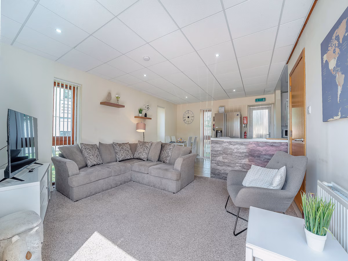 2 bedroom accommodation in Moffat, cabin with a private hot tub, photo 4