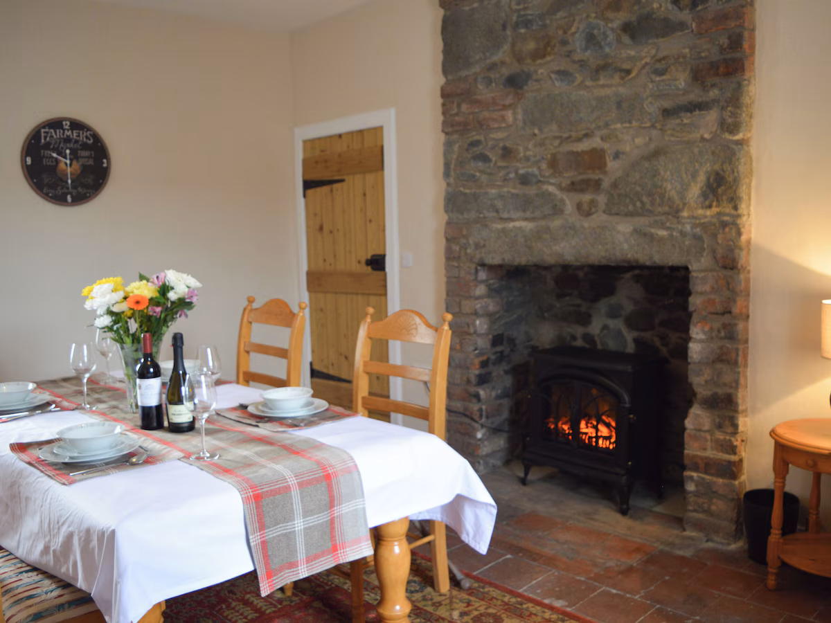 2 bedroom accommodation in Near Newton Stewart, cabin with a private hot tub, photo 4