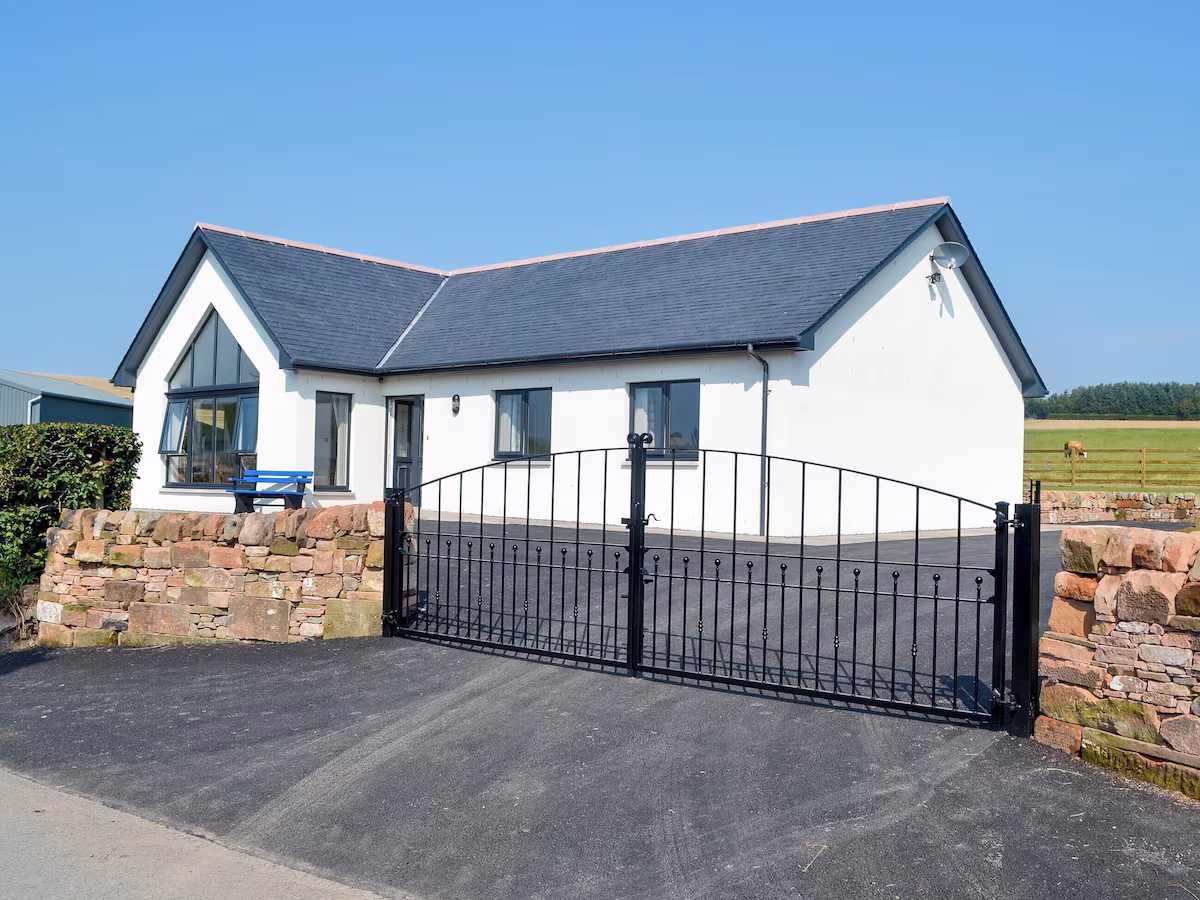 3 bedroom accommodation in Amisfield, near Dumfries, cabin with a private hot tub, photo 3