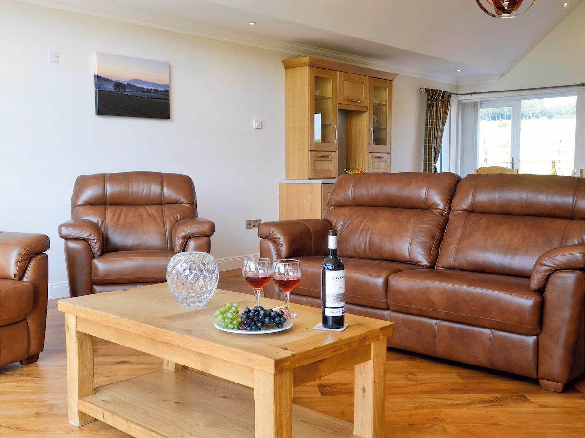 3 bedroom accommodation in Amisfield, near Dumfries, cabin with a private hot tub, photo 4