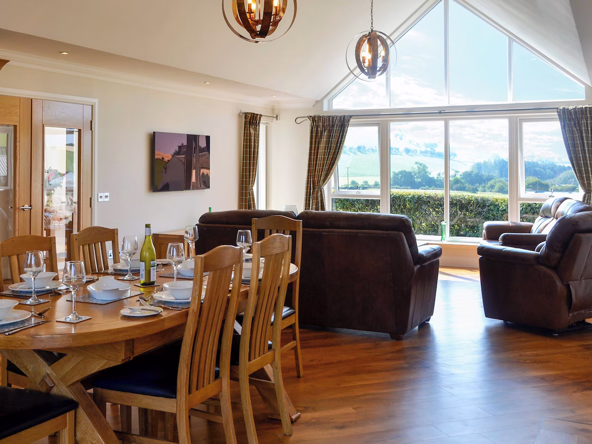 3 bedroom accommodation in Amisfield, near Dumfries, cabin with a private hot tub, photo 5