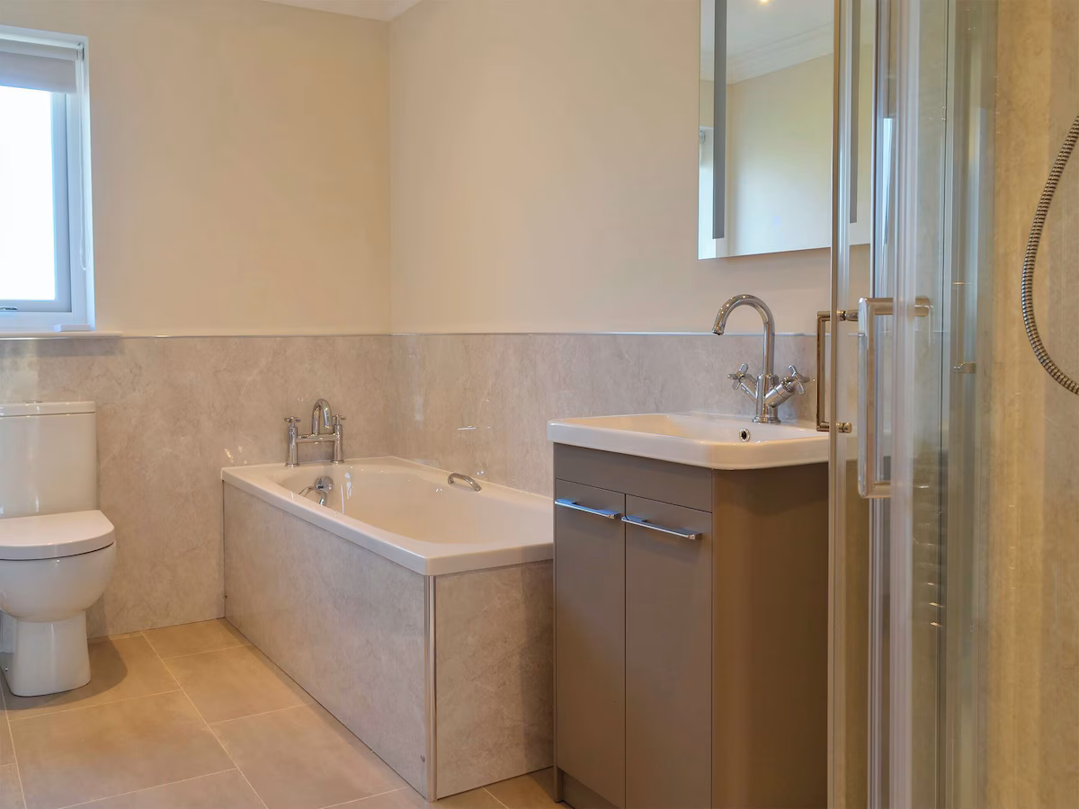 3 bedroom accommodation in Amisfield, near Dumfries, cabin with a private hot tub, photo 7