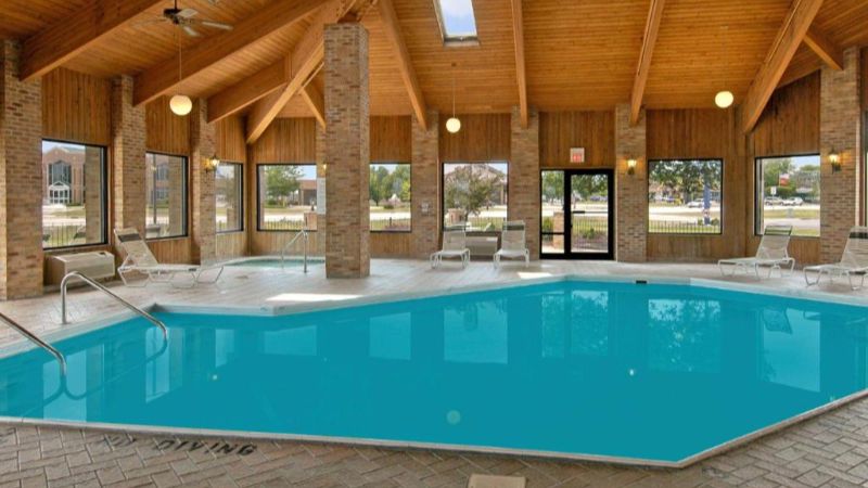 Baymont by Wyndham Tuscola, room with private jacuzzi, photo 6