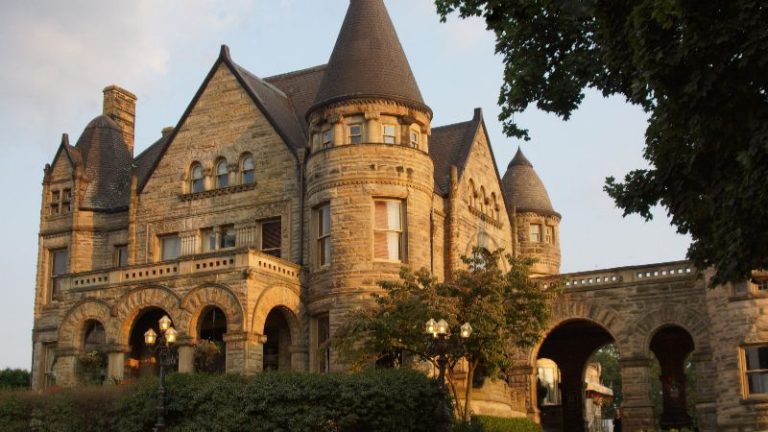 Buhl Mansion Guesthouse & Spa