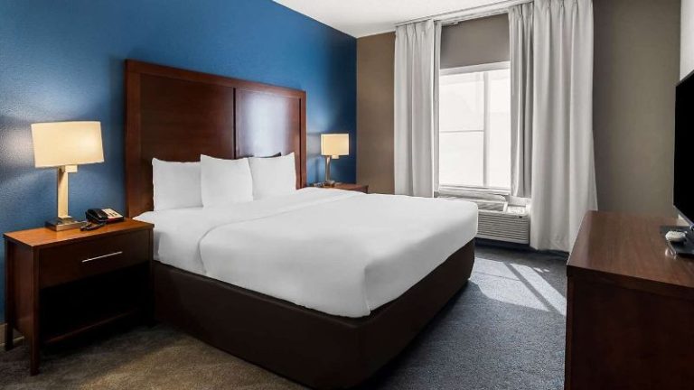 Comfort Inn & Suites Tinley Park IL