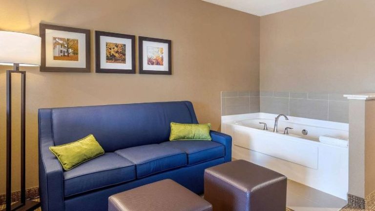 Comfort Inn & Suites Schenectady