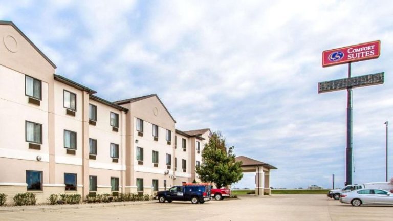 Comfort Suites Mattoon