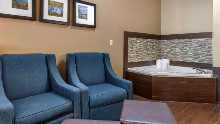 Comfort Suites North Elkhart