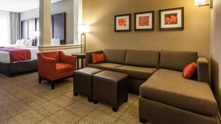 Comfort Suites Youngstown North