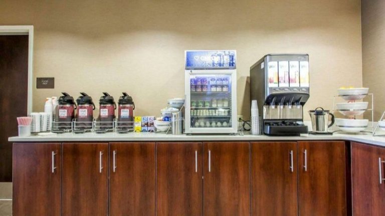 Comfort Suites Youngstown North
