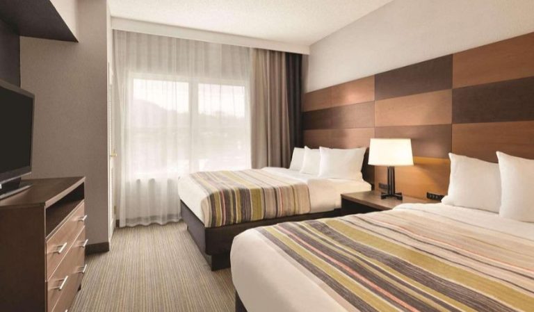 Country Inn & Suites by Radisson Boone