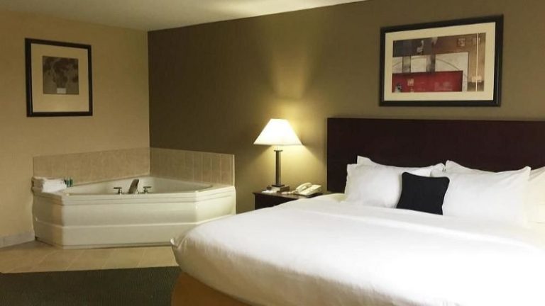 Country Inn & Suites by Radisson, Elizabethtown, KY