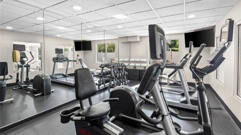 Country Inn & Suites by Radisson, Elizabethtown, KY