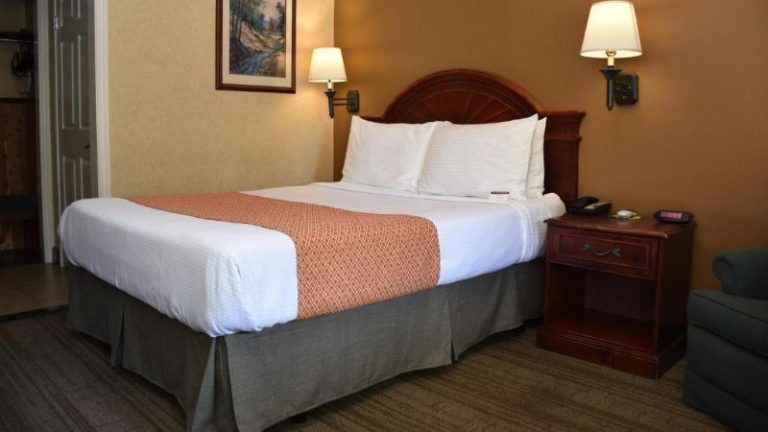 Dynasty Suites Redlands