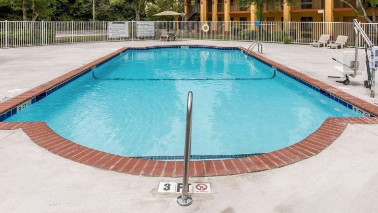 Econo Lodge Dalton