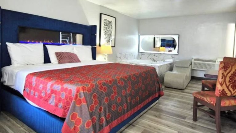Elite Inn & Suites