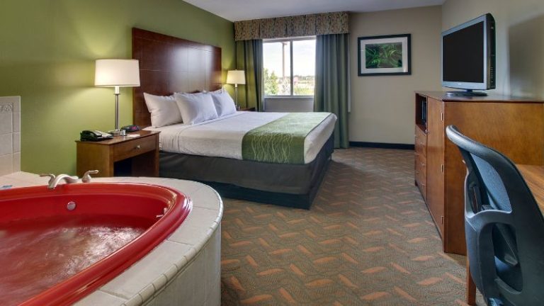 Greenfield Inn & Suites Elizabethtown, KY I65 Exit 94