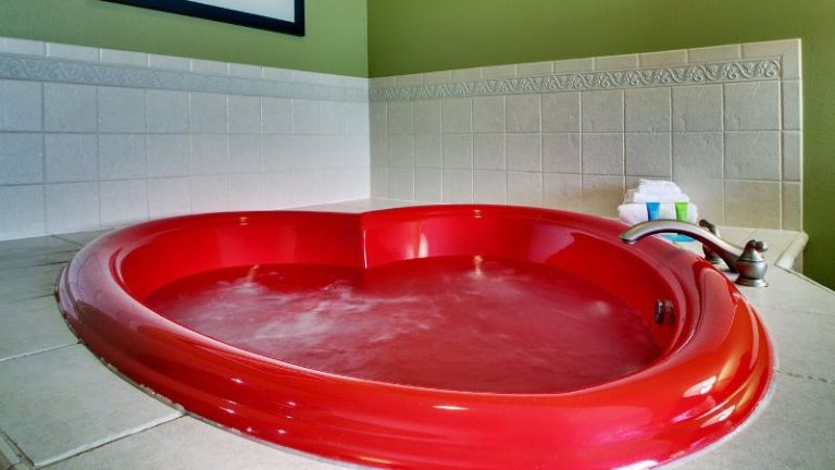 Greenfield Inn & Suites Elizabethtown, KY I65 Exit 94