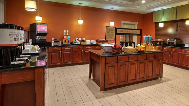 Hampton Inn College Park, room with private jacuzzi, photo 3