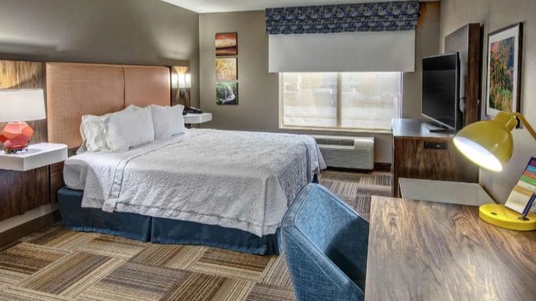 Hampton Inn Latrobe