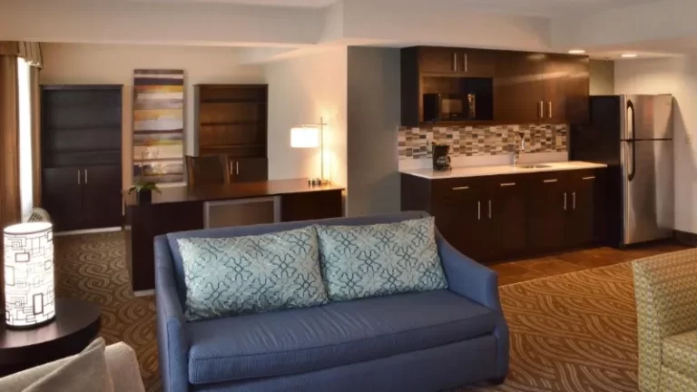 Holiday Inn Youngstown South – Boardman, an IHG Hotel