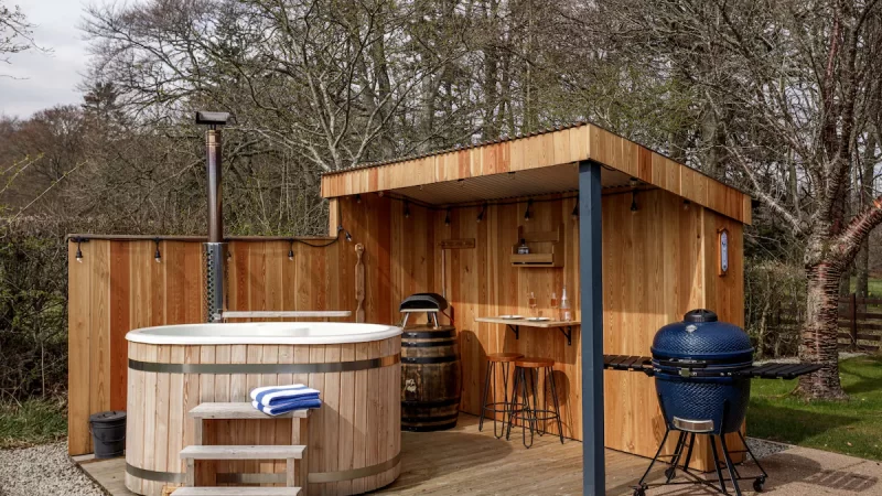 Midpark, cabin with a private hot tub