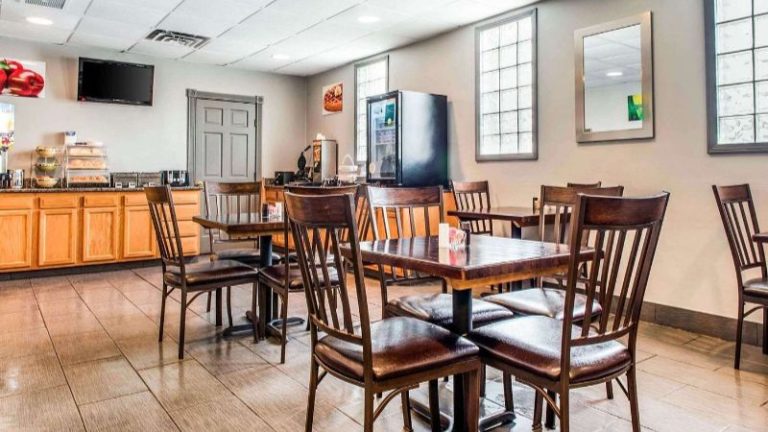 Quality Inn Austintown-Youngstown West