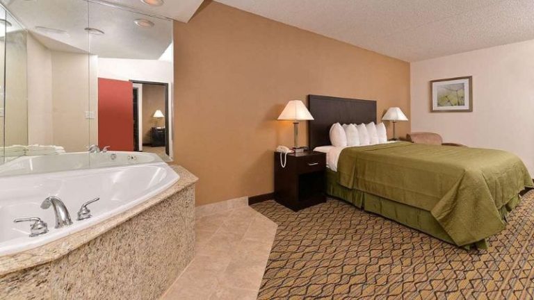 Quality Inn & Suites Matteson Near I-57