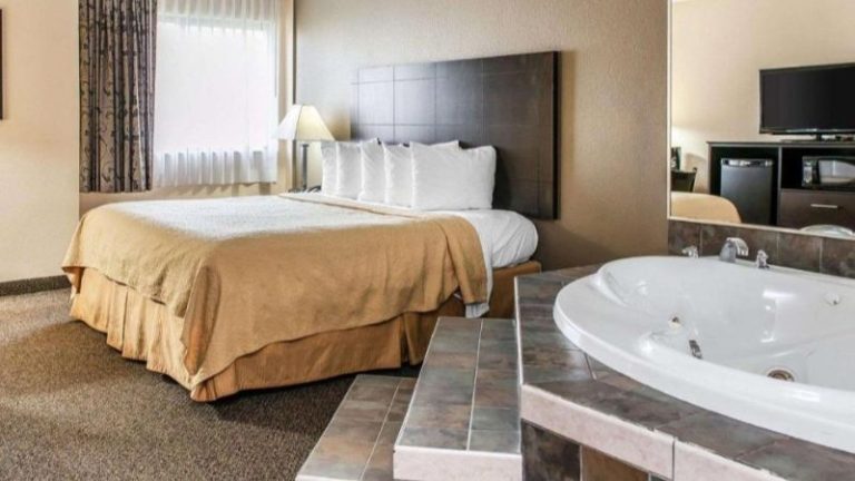 Quality Inn & Suites Mattoon