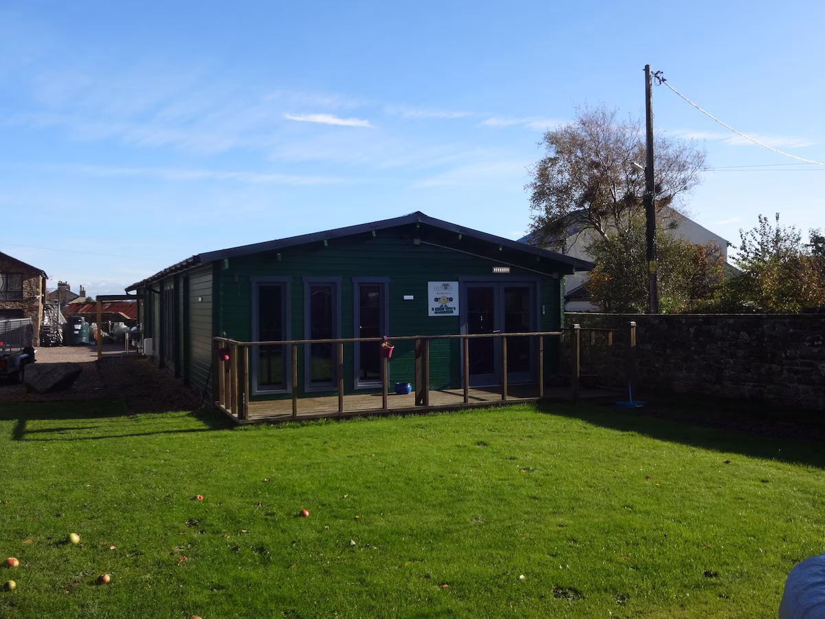 Shepherds Hut, Ryans Retreat, cabin with a private hot tub, photo 2