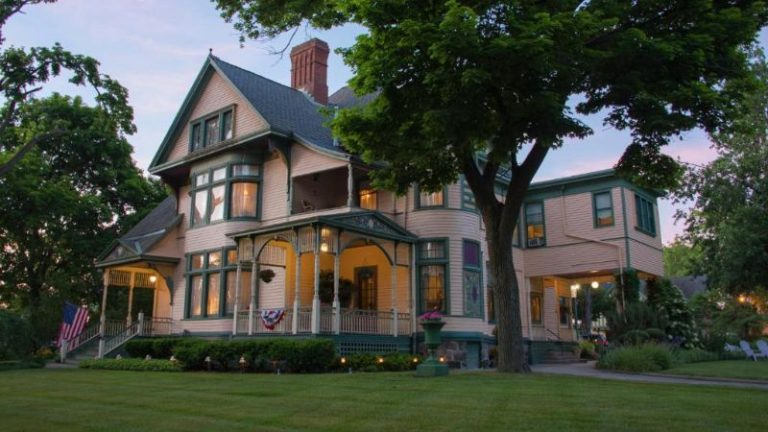 The Oliver Inn