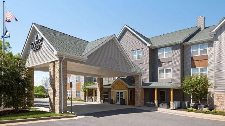 Country Inn & Suites by Radisson, Washington Dulles International Airport, VA