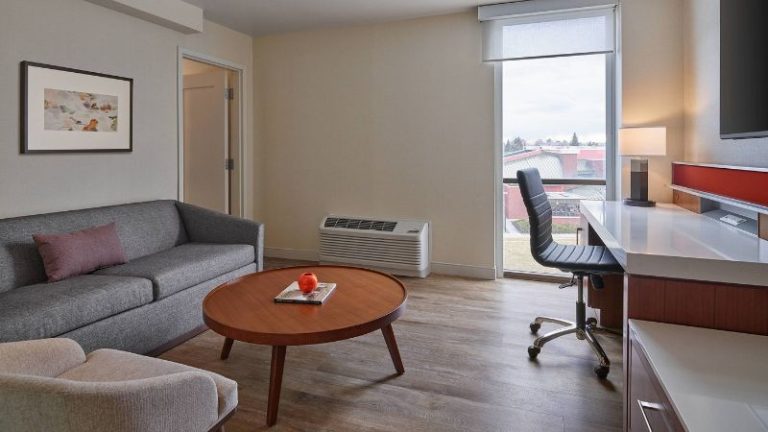 Delta Hotels Denver Thornton