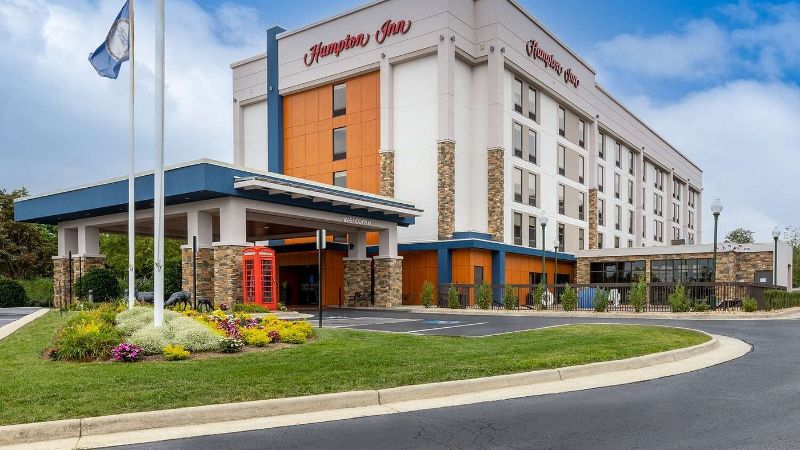 Hampton Inn Christiansburg/blacksburg, room with private jacuzzi, photo 6