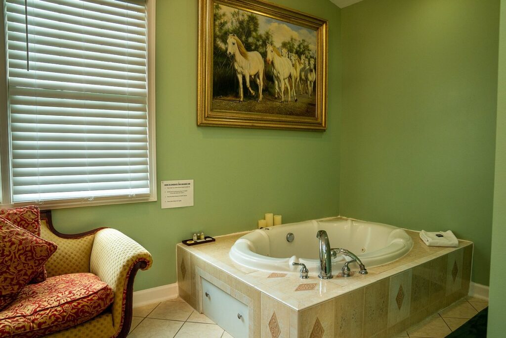 Stone Manor Boutique Inn