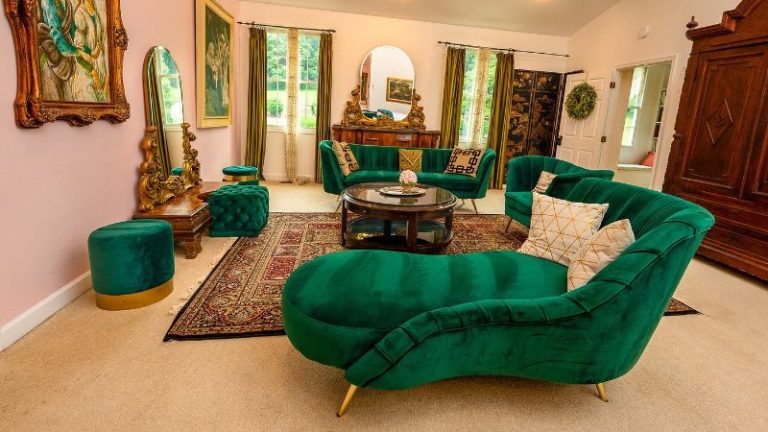 Stone Manor Boutique Inn