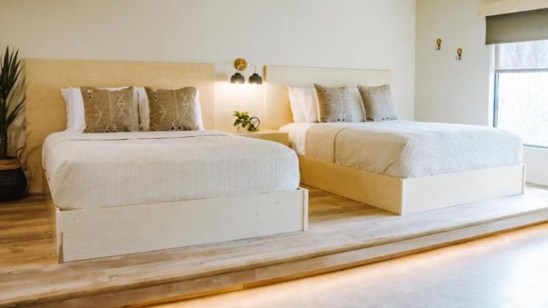Brut Hotel