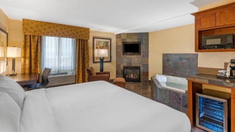 Lloyd Hotel Astoria Bayfront